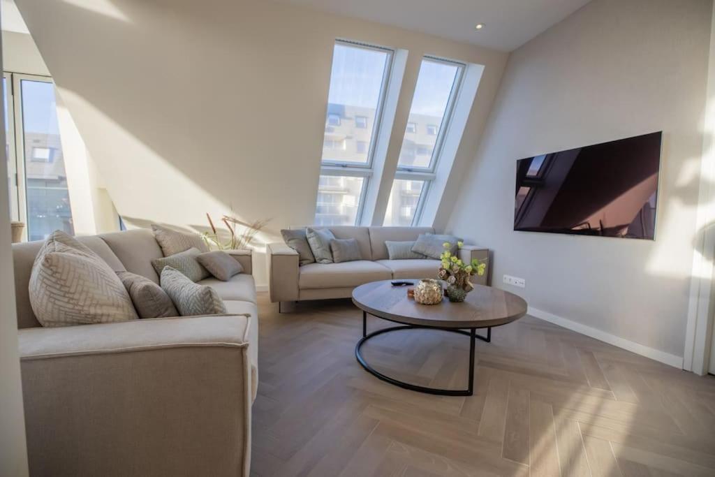 Penthouse Royal, Luxurious And Cozy With Sauna Apartment Cadzand