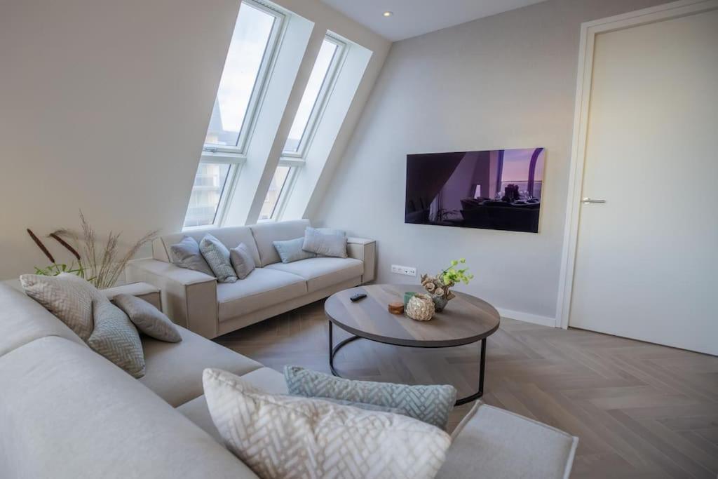 Penthouse Royal, Luxurious And Cozy With Sauna